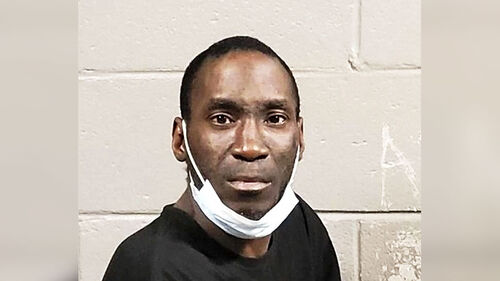 9세 아이 지키려다 흉기 찔려"…여승무원, 아이 감싸서 보호 | 인스티즈