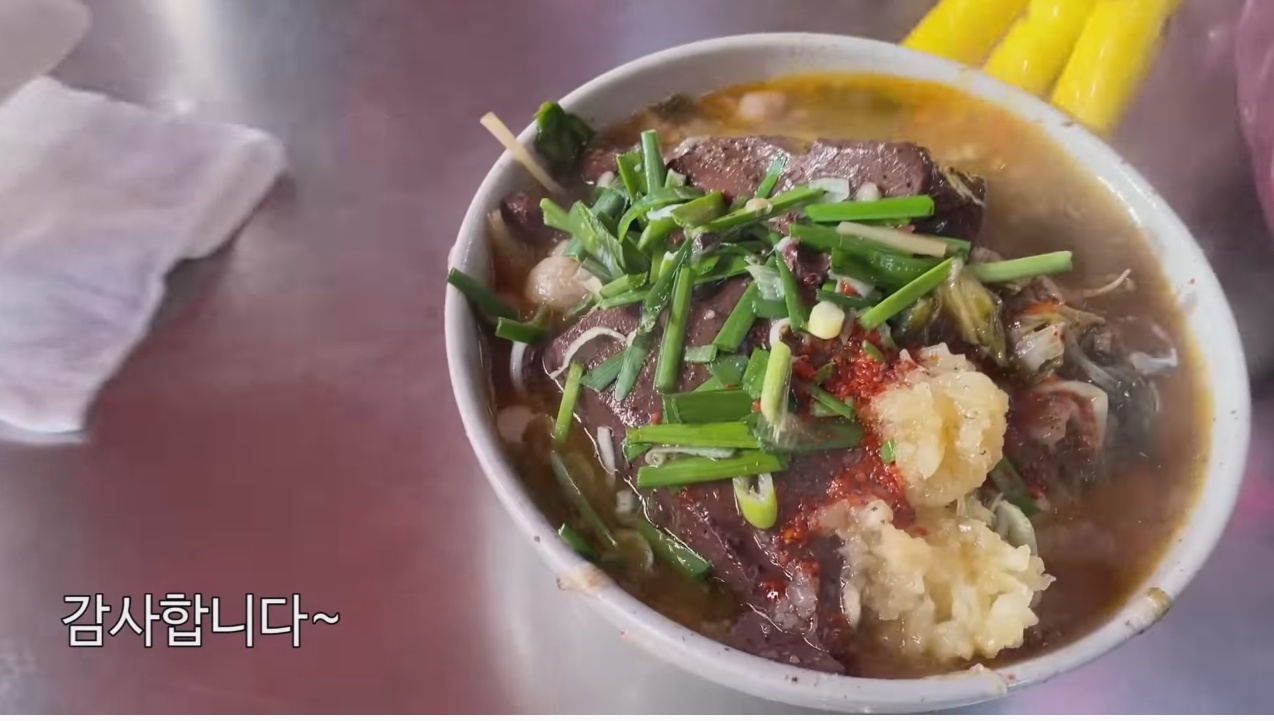 먹방 유튜버가 부산에서 가장 맛있게 먹었다는 음식 | 인스티즈