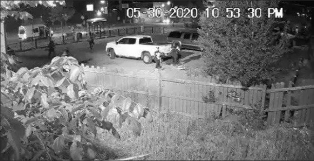 미국 경찰에게 총을 쏘고도 무죄를 받은 흑인 | 인스티즈