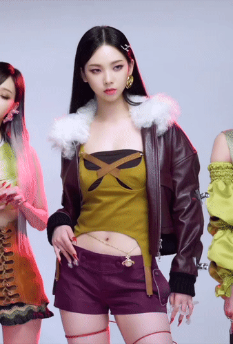 에스파 리더 카리나 배꼽 모양 | 인스티즈