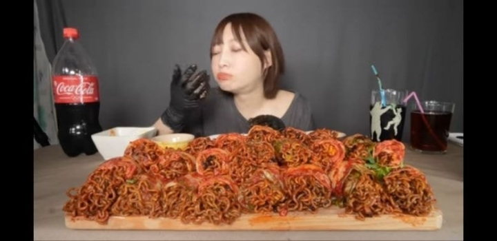 한국인만 모르는 김치말이 국수 | 인스티즈