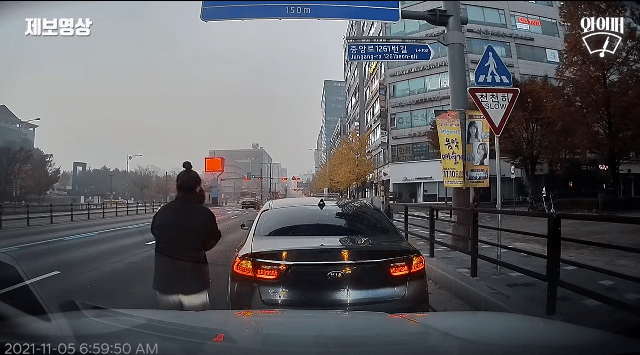 응급실 가다가 접촉사고 낸 애기엄마 | 인스티즈