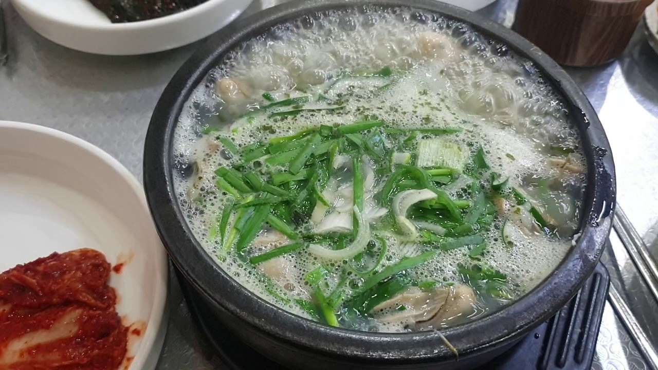 통영굴국밥 이미지