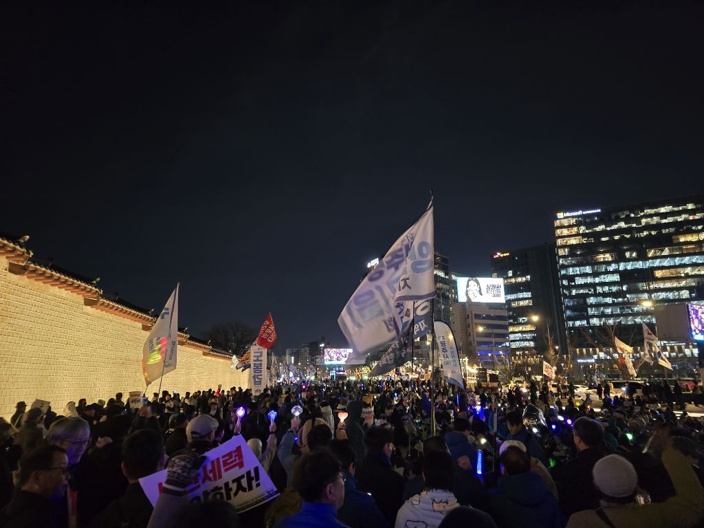 헌재 근처까지 다녀왔습니다 | 인스티즈