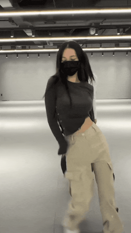 카리나는 인간이에요 AI가 아니라.gif | 인스티즈