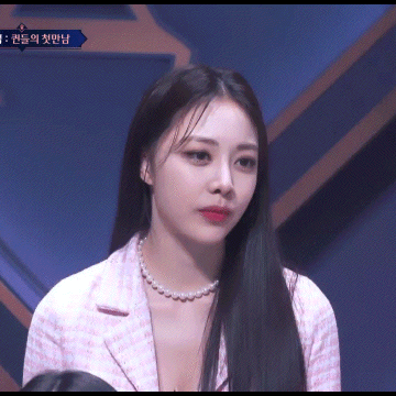 나이 계산하는 단발좌 | 인스티즈