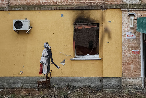 뱅크시 벽화 작품 훔치려던 일당 검거 | 인스티즈