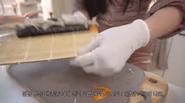 편안함이 뭔지 알려줬던 브이로그 유투버.gif | 인스티즈