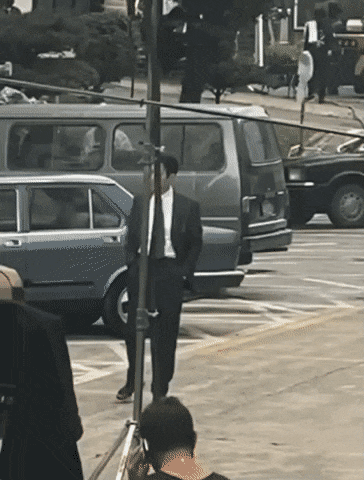 김해에서 영화 촬영중인 오늘자 이정재 | 인스티즈