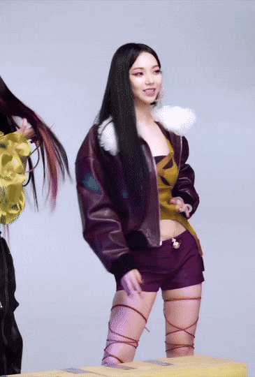 에스파 리더 카리나 배꼽 모양 | 인스티즈