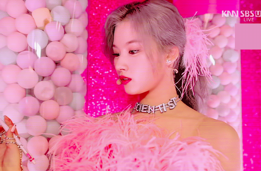 트와이스 사나.gif | 인스티즈