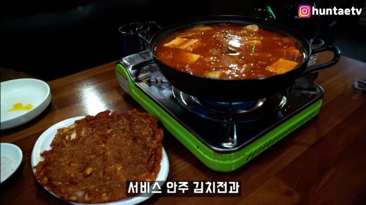 동네치킨 이미지