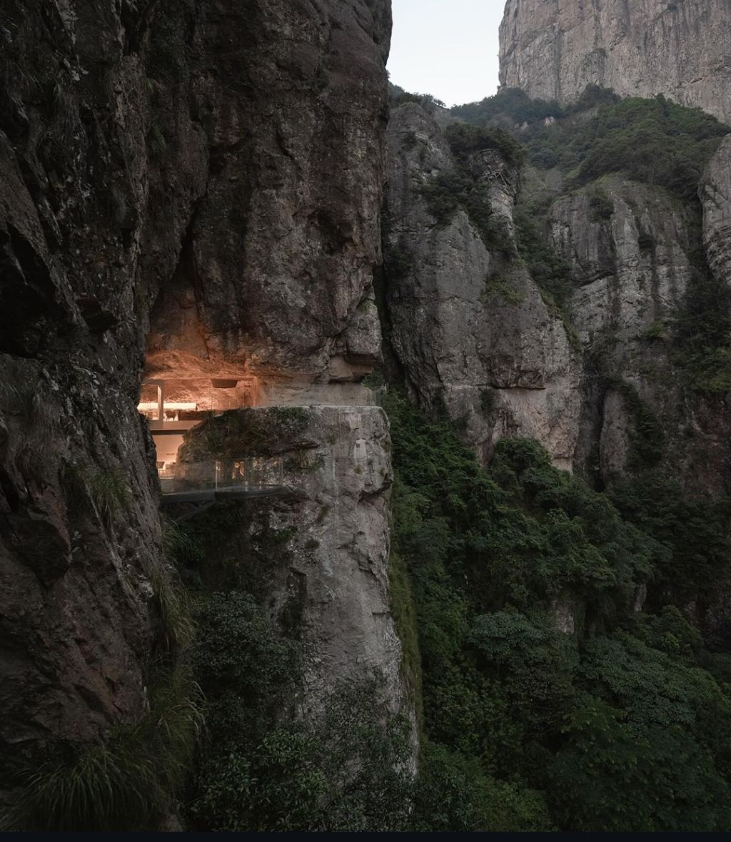 중국 저장성 1000m 높이 절벽 카페 | 인스티즈