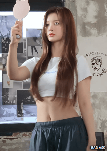 멤버 주접 때문에 웃음터진 엔믹스 설윤.gif | 인스티즈