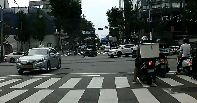 2년 전, 선릉역 오토바이 사망사고 | 인스티즈