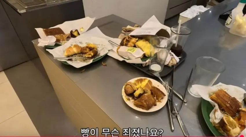 뚜레쥬르 '9,900원 빵 뷔페' 근황 | 인스티즈