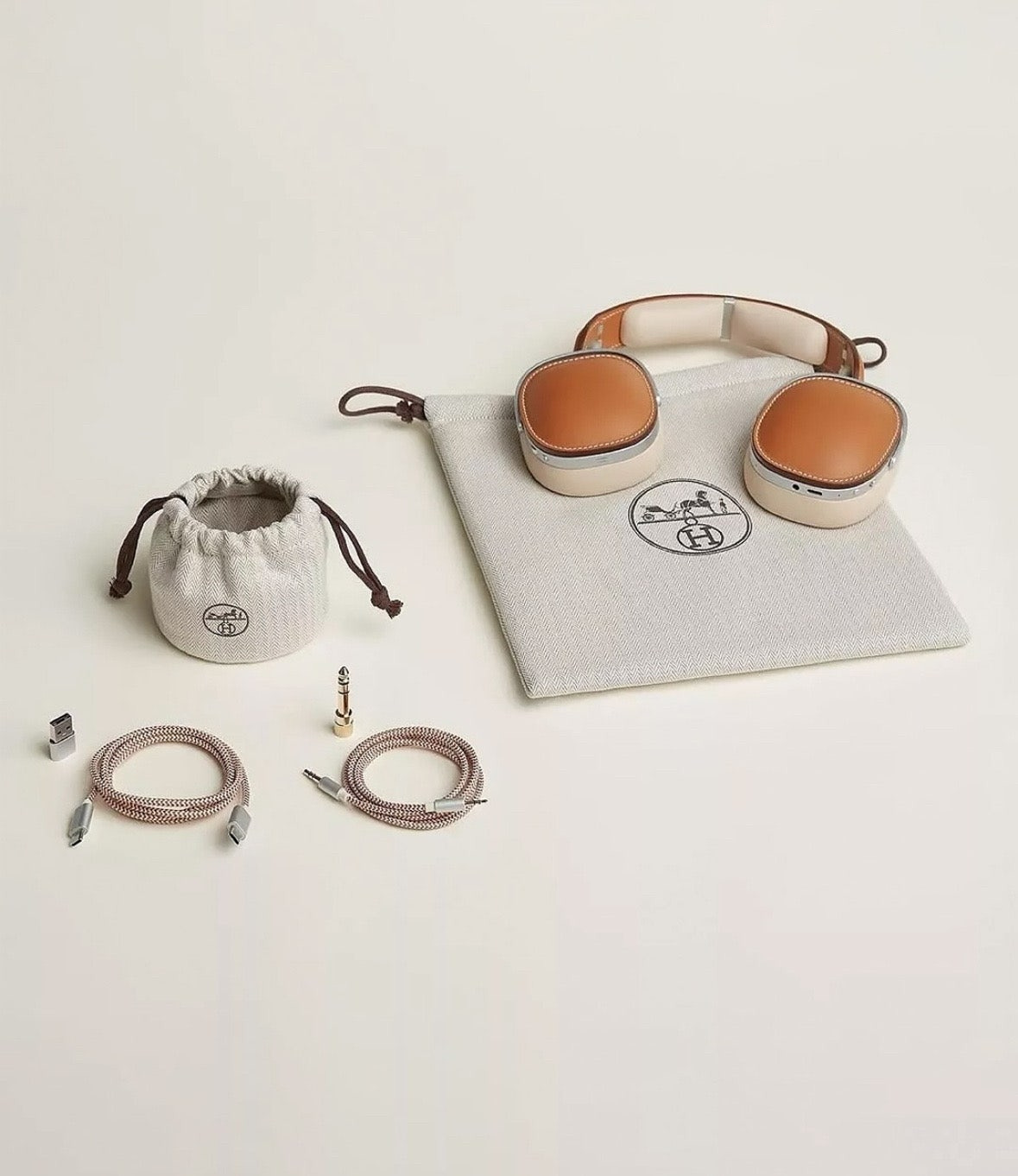 MZ느낌의 힙한 헤드폰 출시 예정 | 인스티즈