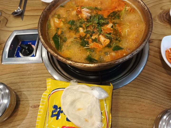 일구칠구동태매운탕 이미지