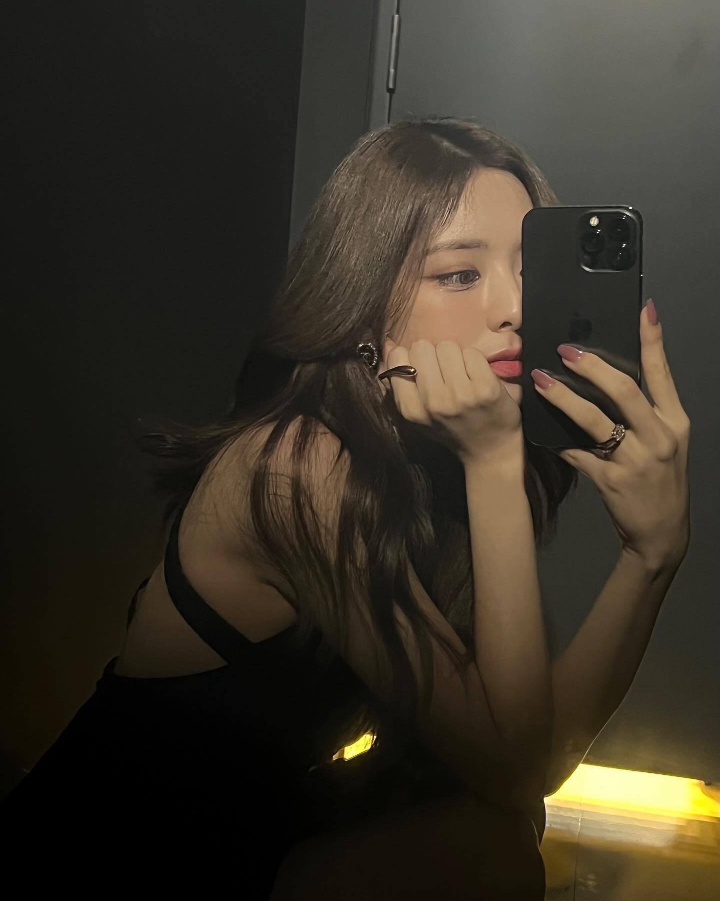 유나앤 이미지