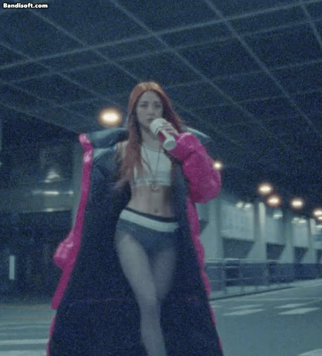 현재 1시간만에 댓글 1000개달린 걸그룹 의상 | 인스티즈