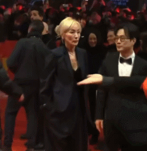 한국 영화사 가장 강렬하게 새겨질 새로운 여성 서사 파과 | 인스티즈