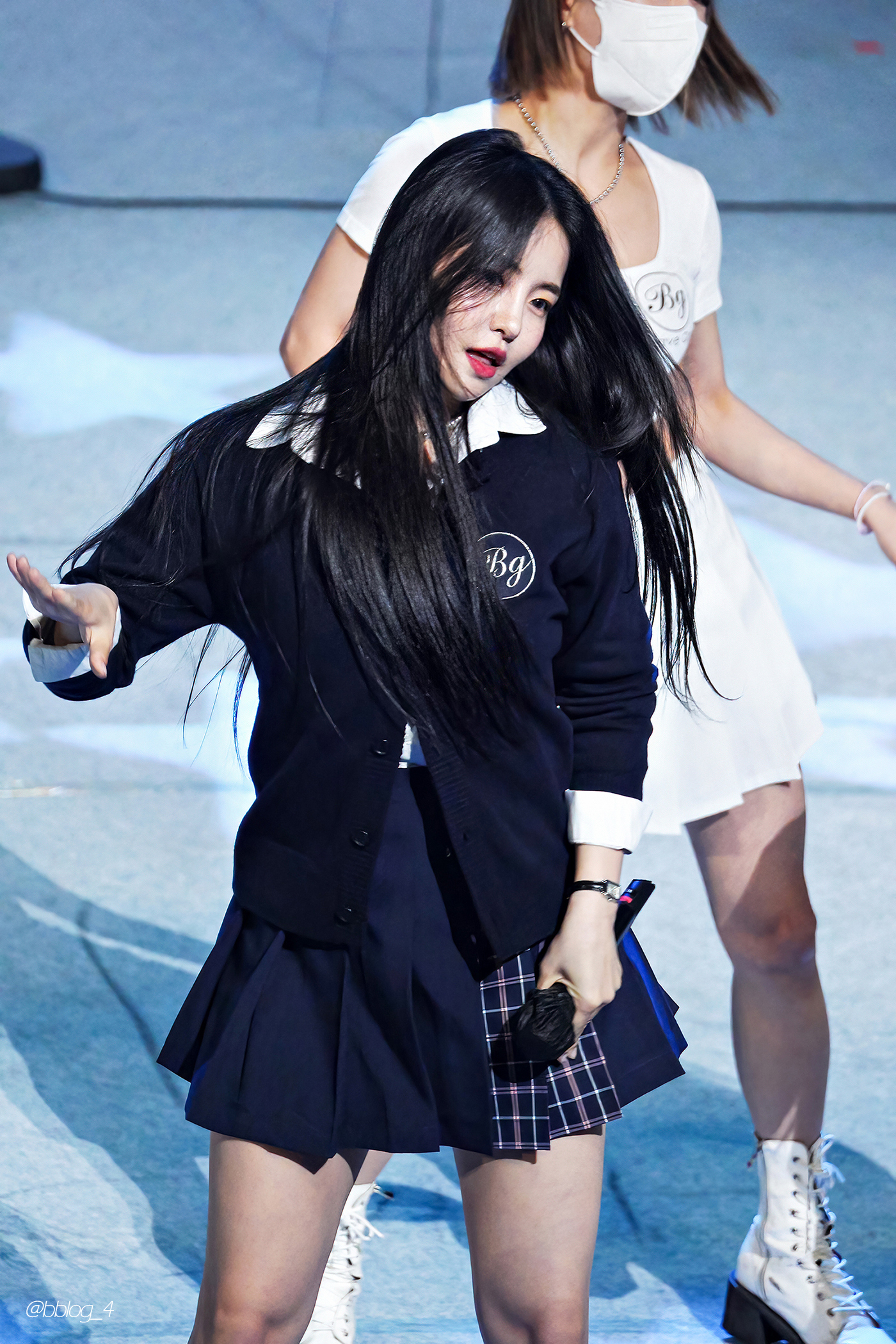 오랜만에 팬들 만나서 행복해하는 브레이브 걸스 jpgif | 인스티즈