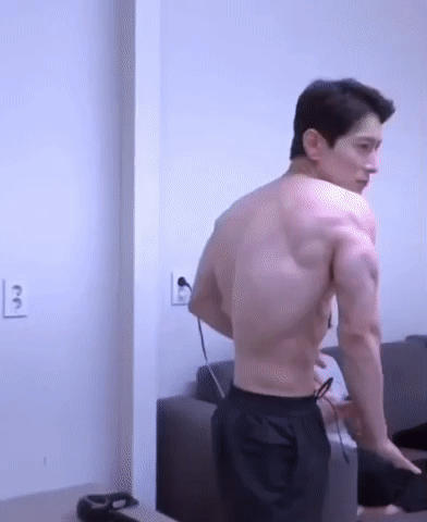 에이전트 H 몸 ㄷㄷ.gif | 인스티즈