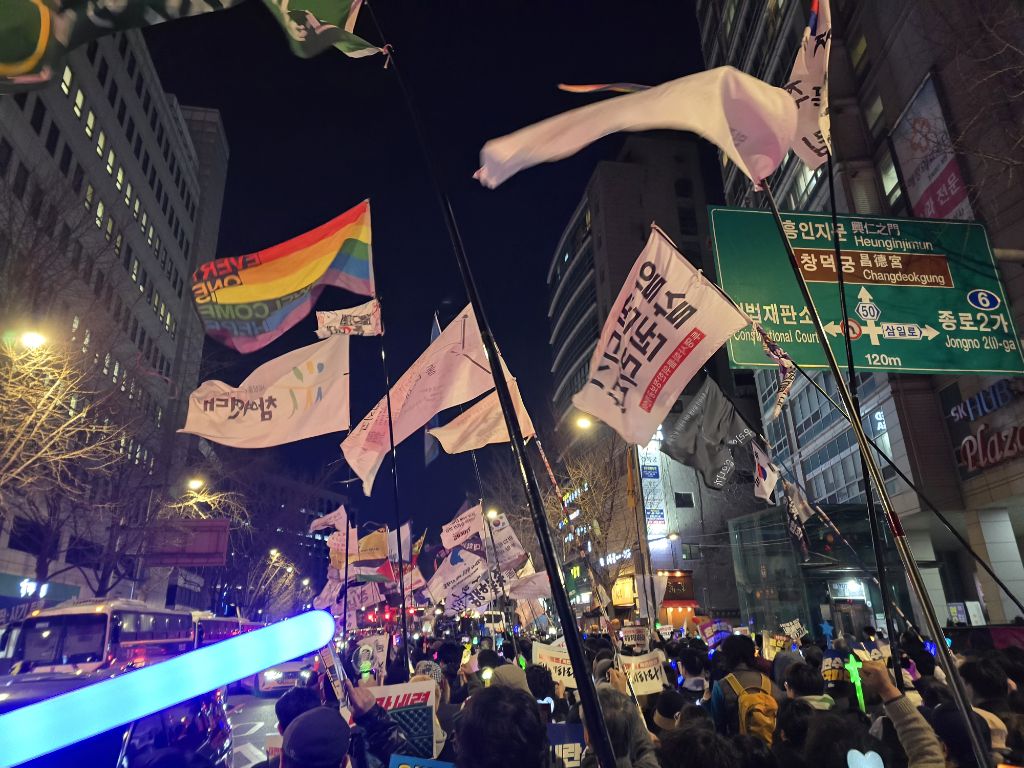 헌재 근처까지 다녀왔습니다 | 인스티즈