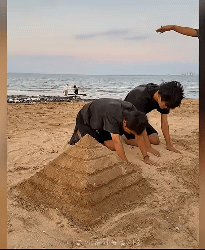 친구들과 만든 피라미드 | 인스티즈