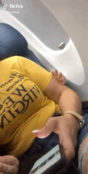 뒷 좌석에서 자꾸 만지는 승객 | 인스티즈