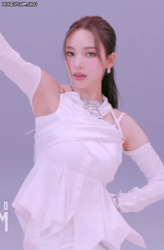 스튜디오 춤 에스파 카리나 | 인스티즈