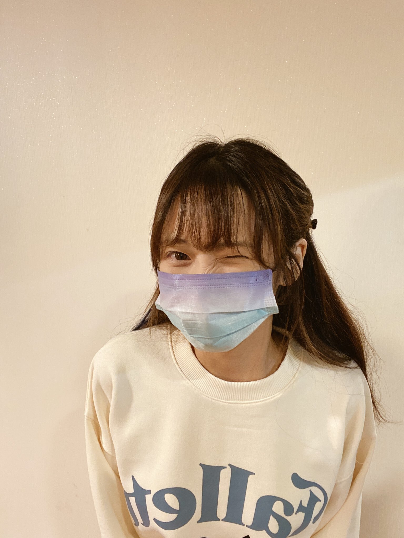 굳이 메이크업 지우고 쌩얼로 배텐 출근한 러블리즈 지애.jpg | 인스티즈