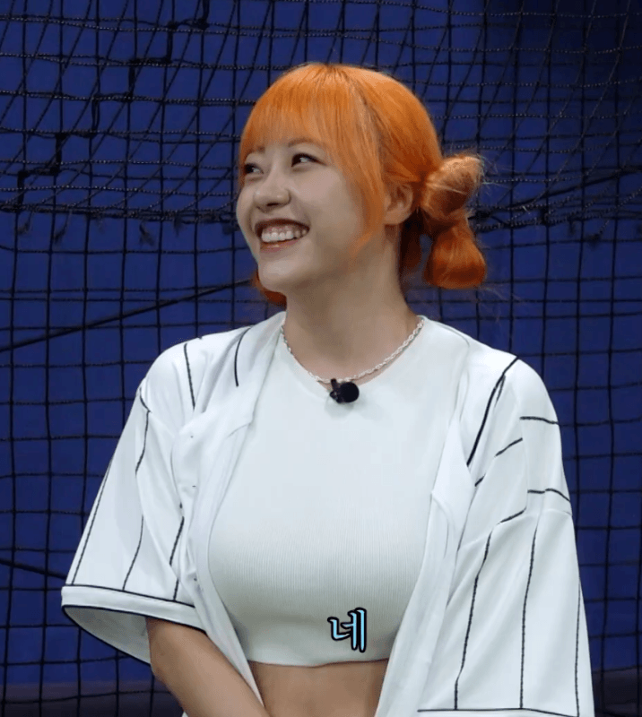 키 166cm / 몸무게 46kg / 시그니처 지원 압도적 가슴 크기 