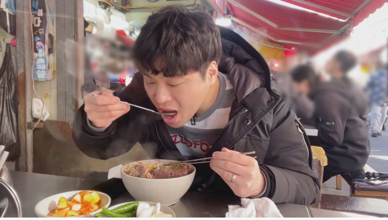 먹방 유튜버가 부산에서 가장 맛있게 먹었다는 음식 | 인스티즈