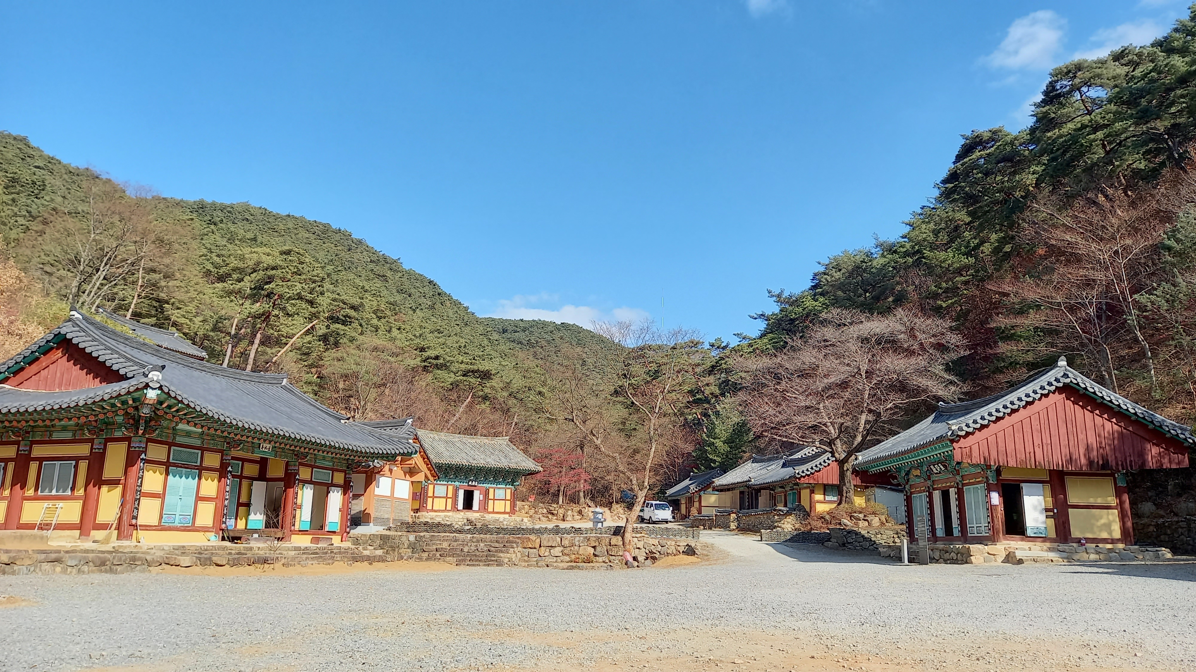 b78812ce66bd7a97764bc4e080b56668c175a9f7