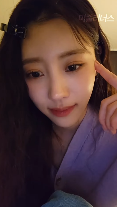 인스타 라이브 방송하다 악플보고 꽤 속상한듯한 러블리즈 이미주.jpg | 인스티즈