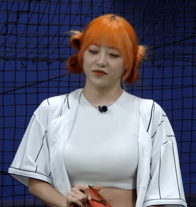 키 166cm / 몸무게 46kg / 시그니처 지원 압도적 가슴 크기 