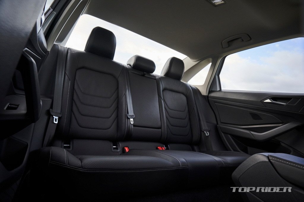 현재 시점 국내 자동차 커뮤니티 최대 떡밥 | 인스티즈