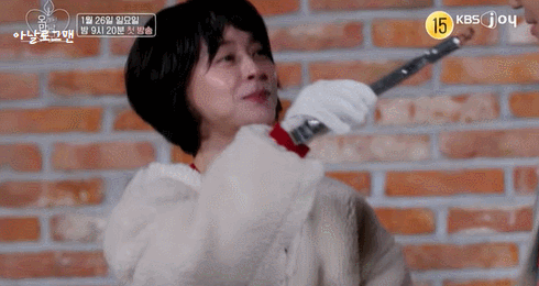 여전한 미모의 75년생 배우 우희진.gif | 인스티즈