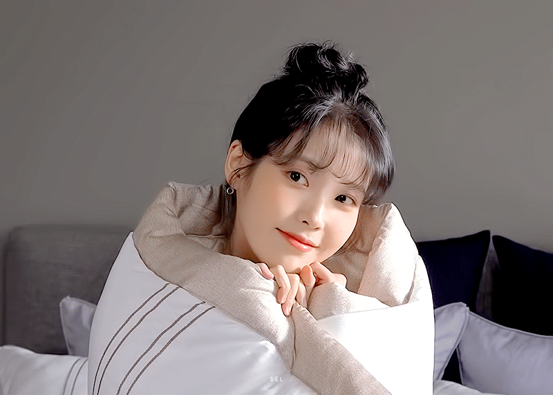 아이유 이브자리 광고.gif | 인스티즈