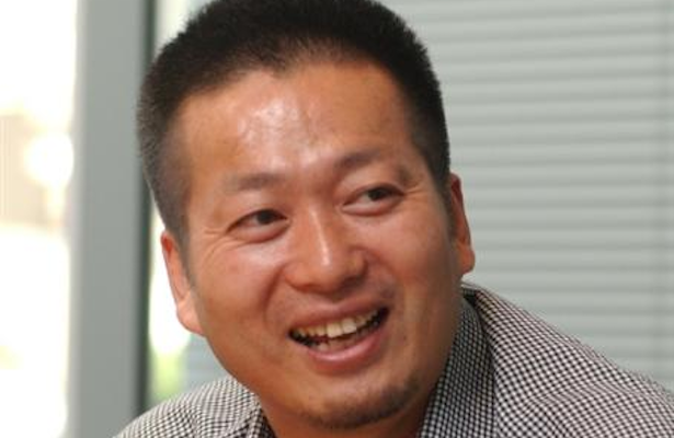 솜사탕 구멍가게에서 전세계 굴지의 게임회장이 된 남자..jpg | 인스티즈