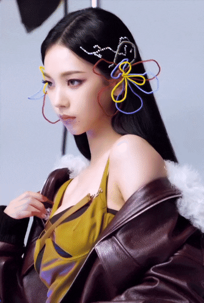 에스파 리더 카리나 배꼽 모양 | 인스티즈