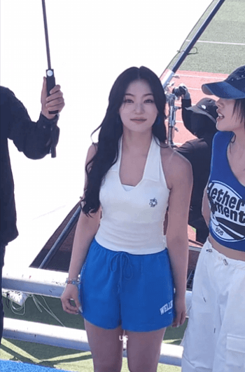 걸그룹 스테이씨의 고양이상 아이사 실물느낌.gif | 인스티즈