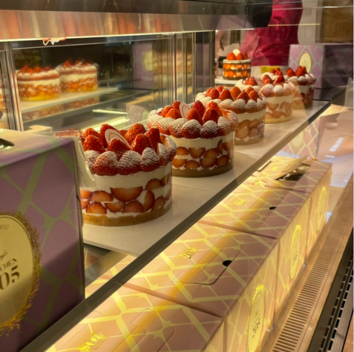 압도적인 파괴력의 성심당 딸기케이크.jpg | 인스티즈