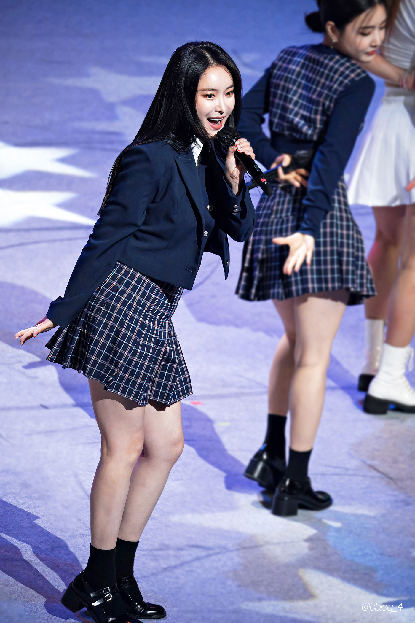 오랜만에 팬들 만나서 행복해하는 브레이브 걸스 jpgif | 인스티즈