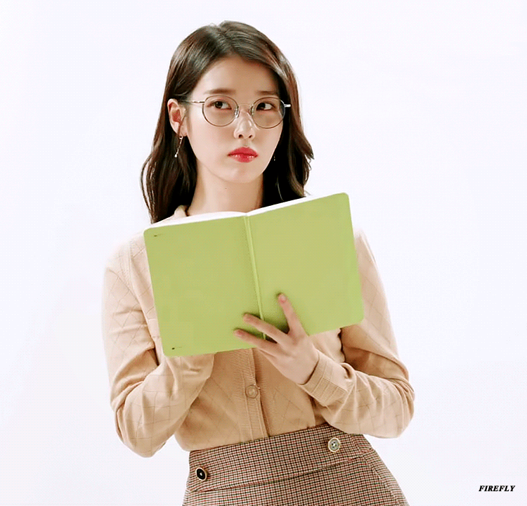 아이유 이브자리 광고.gif | 인스티즈