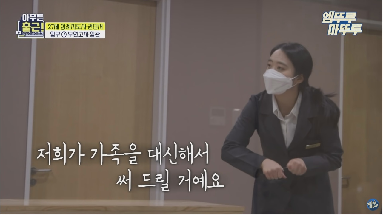 e9f9048f5a3fd4455c99ce593f58e3c2b3c54b49