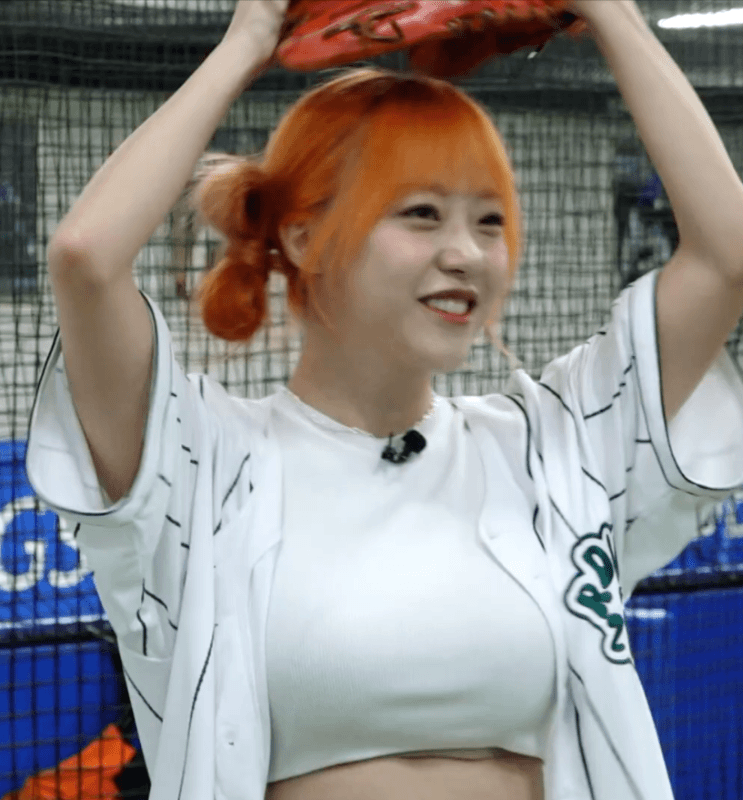키 166cm / 몸무게 46kg / 시그니처 지원 압도적 가슴 크기 