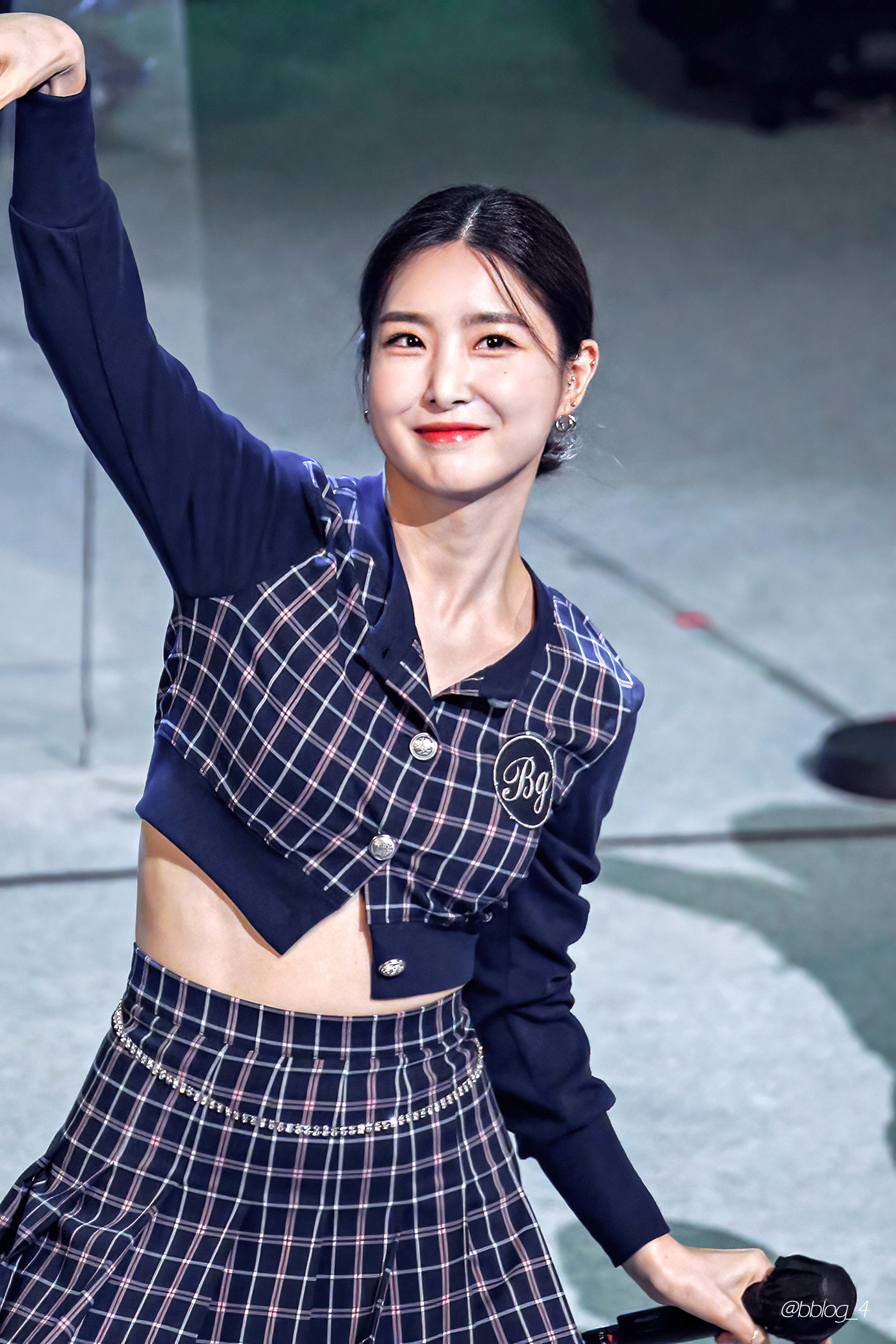 오랜만에 팬들 만나서 행복해하는 브레이브 걸스 jpgif | 인스티즈