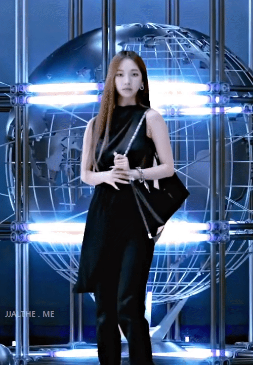 카리나는 인간이에요 AI가 아니라.gif | 인스티즈